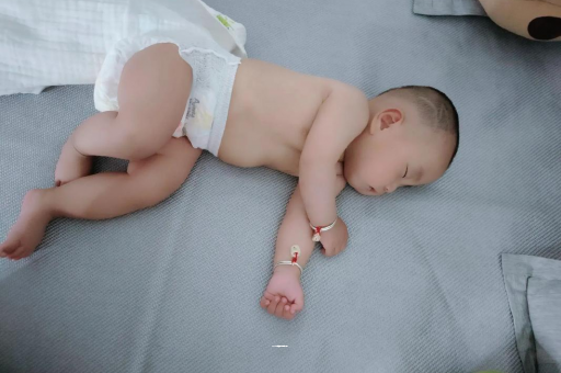 蚌埠宝宝老打喷嚏怎么办